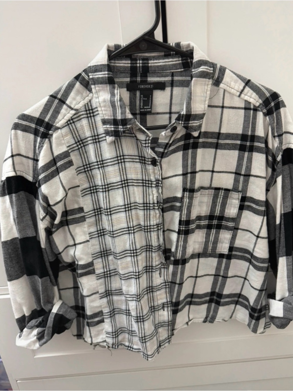 Forever 21 Black & White Mixed Plaid Men's Button-Down Shirt